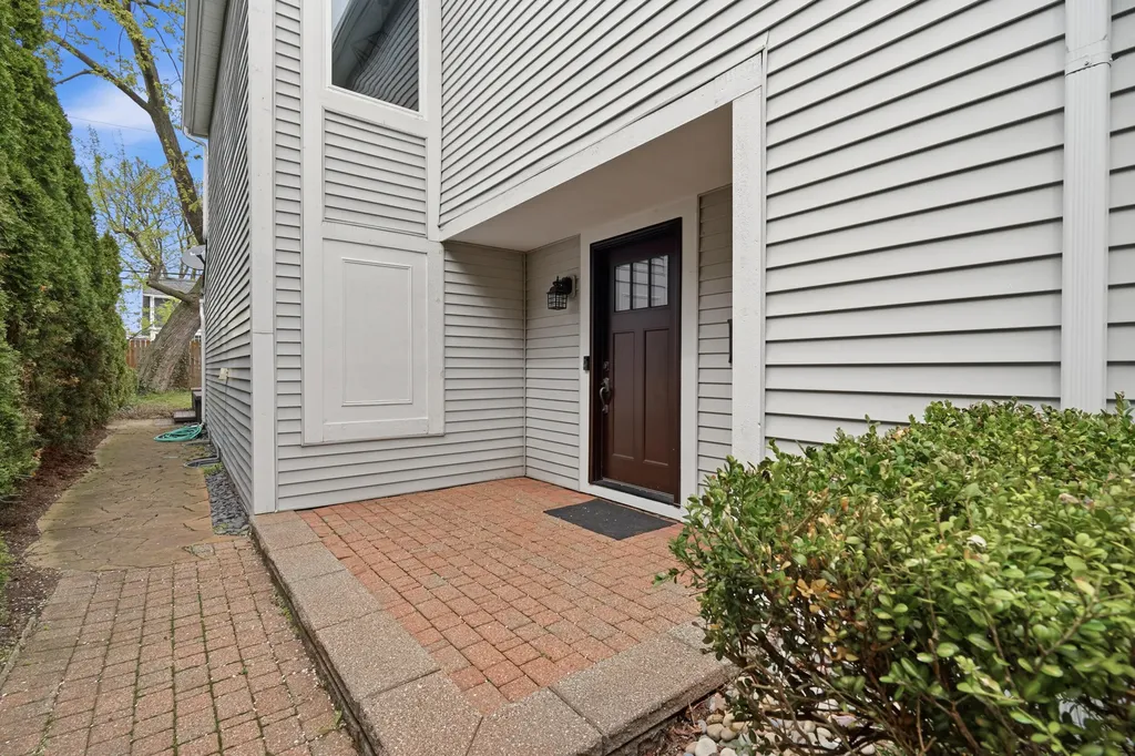 1295 Smith Avenue Birmingham City MI 48009