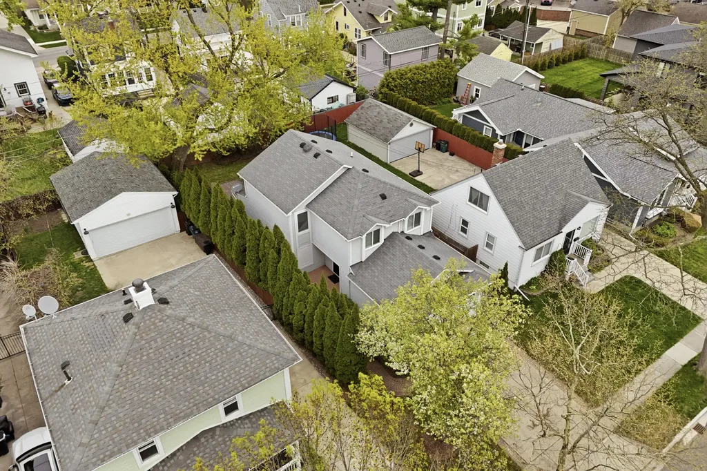 1295 Smith Avenue Birmingham City MI 48009