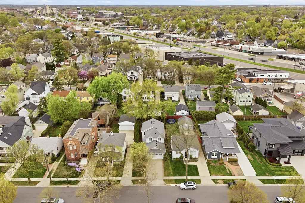 1295 Smith Avenue Birmingham City MI 48009