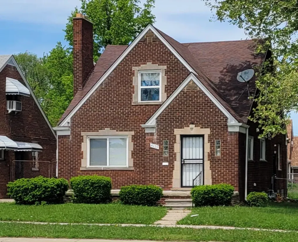 4115 E Outer Drive E Detroit City MI 48234