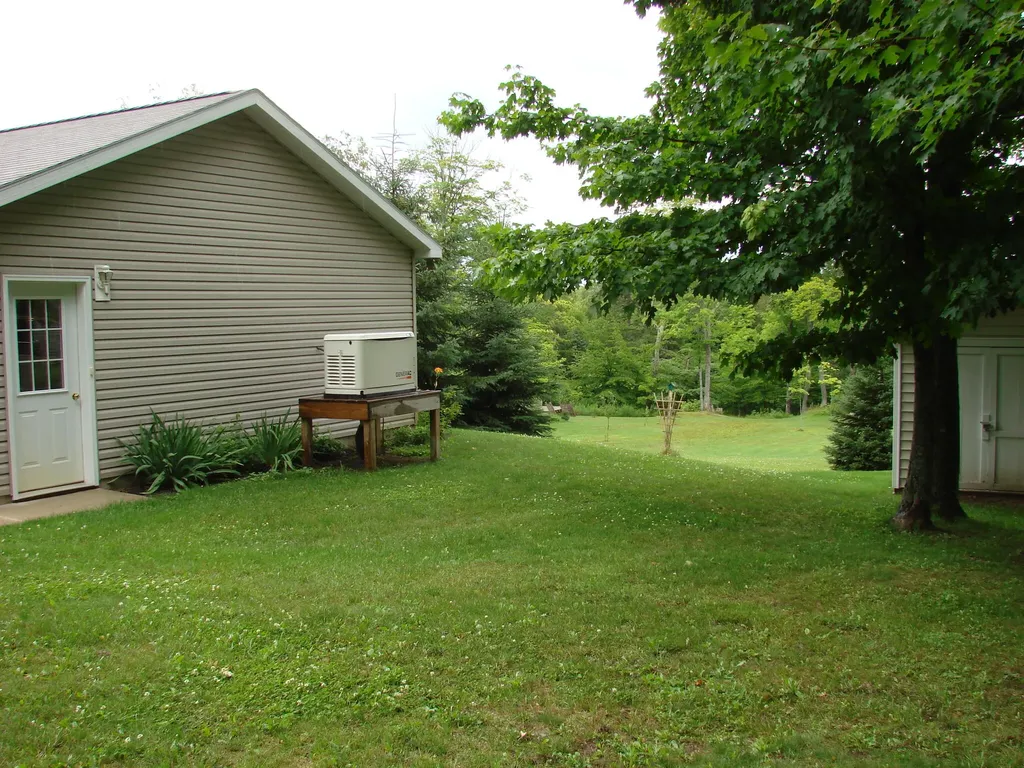 21652 Ridge Road Burt Township MI 49839