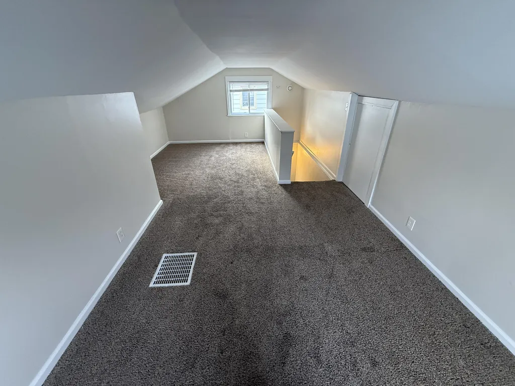 22765 Rosalind Avenue Eastpointe City MI 48021
