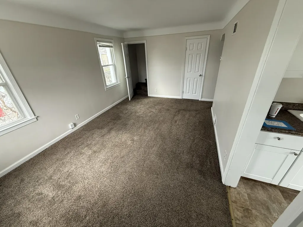 22765 Rosalind Avenue Eastpointe City MI 48021