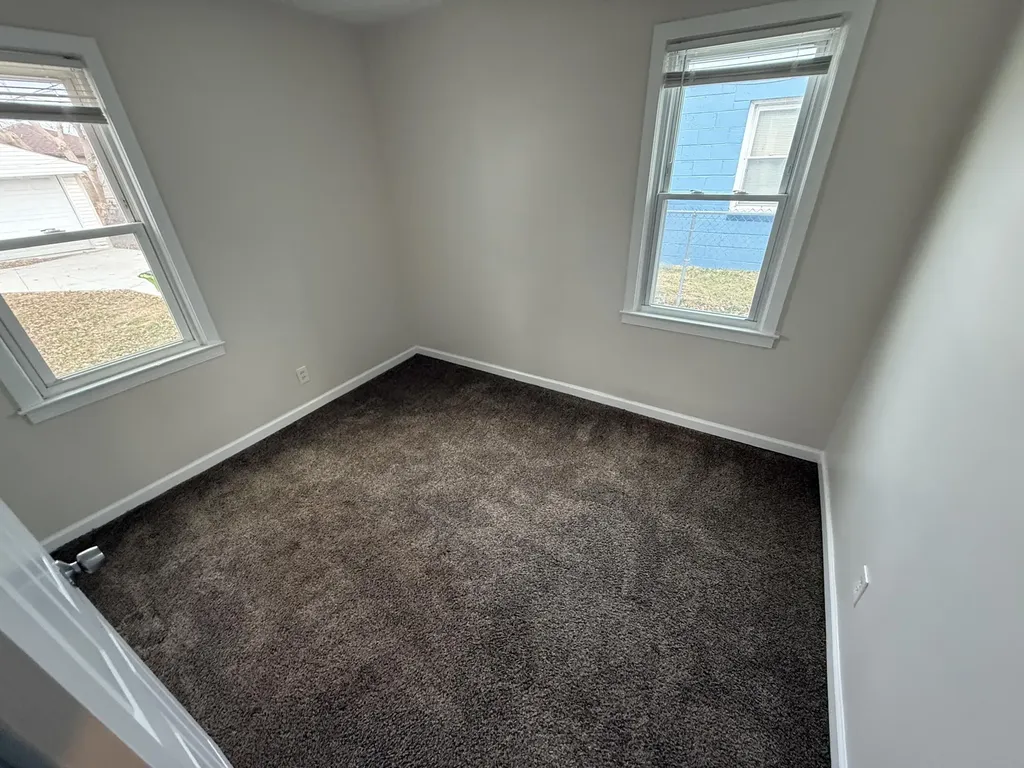 22765 Rosalind Avenue Eastpointe City MI 48021