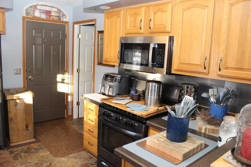 10289 Lee Road Grass Lake Charter Township MI 49240