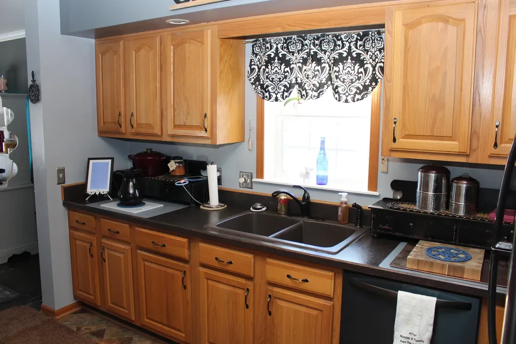 10289 Lee Road Grass Lake Charter Township MI 49240