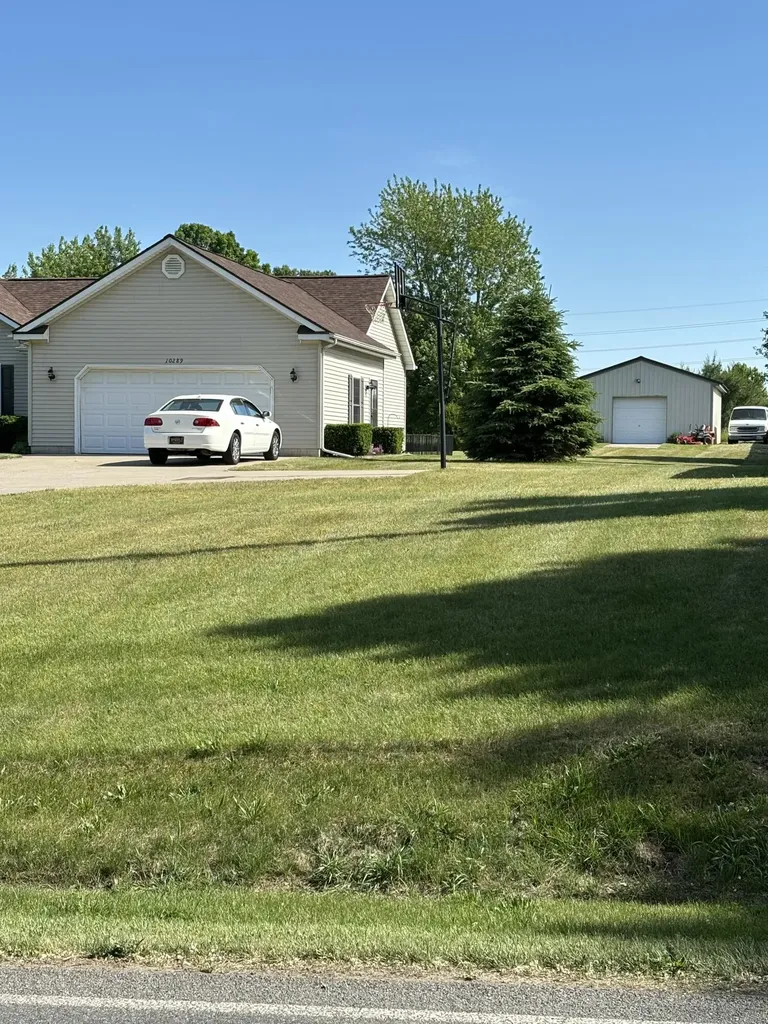 10289 Lee Road Grass Lake Charter Township MI 49240