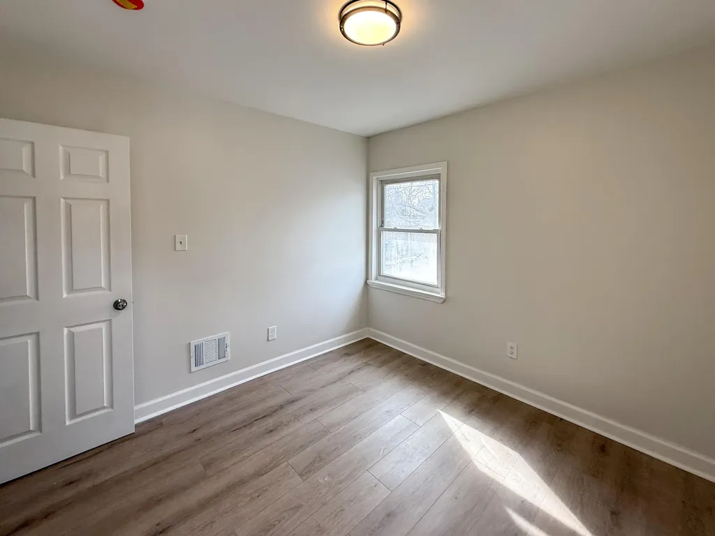 16595 Ardmore Street Detroit City MI 48235