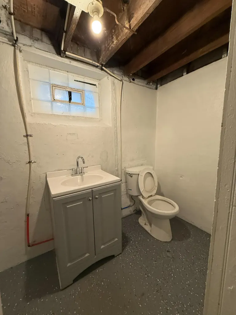 16595 Ardmore Street Detroit City MI 48235