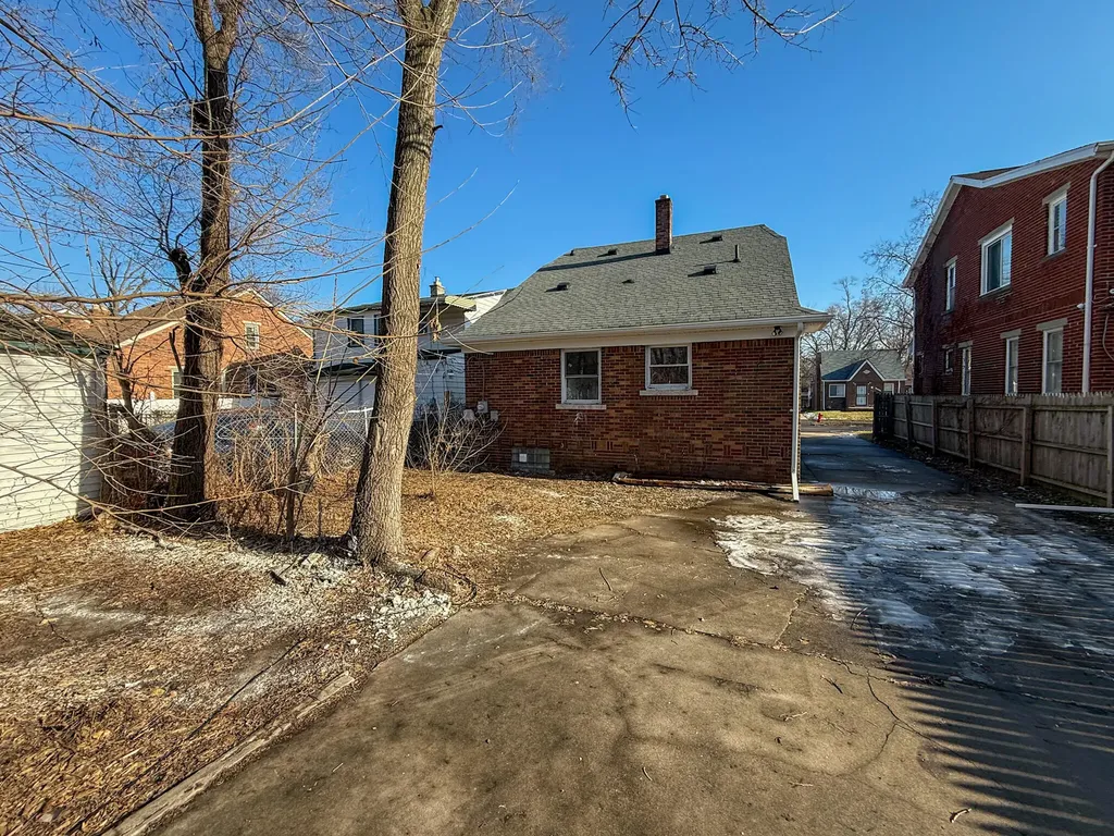 16595 Ardmore Street Detroit City MI 48235
