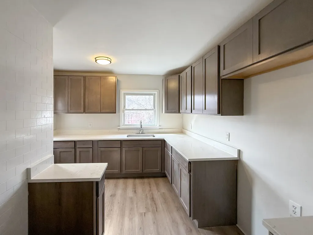 16595 Ardmore Street Detroit City MI 48235