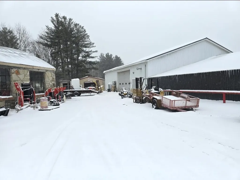 4433 S Huron Road Lincoln Township MI 48658