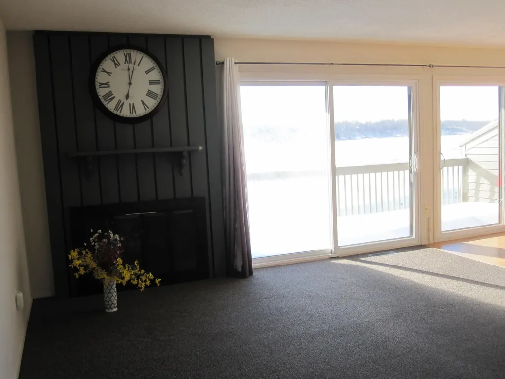 820 Cliffs Drive Ypsilanti Charter Township MI 48198