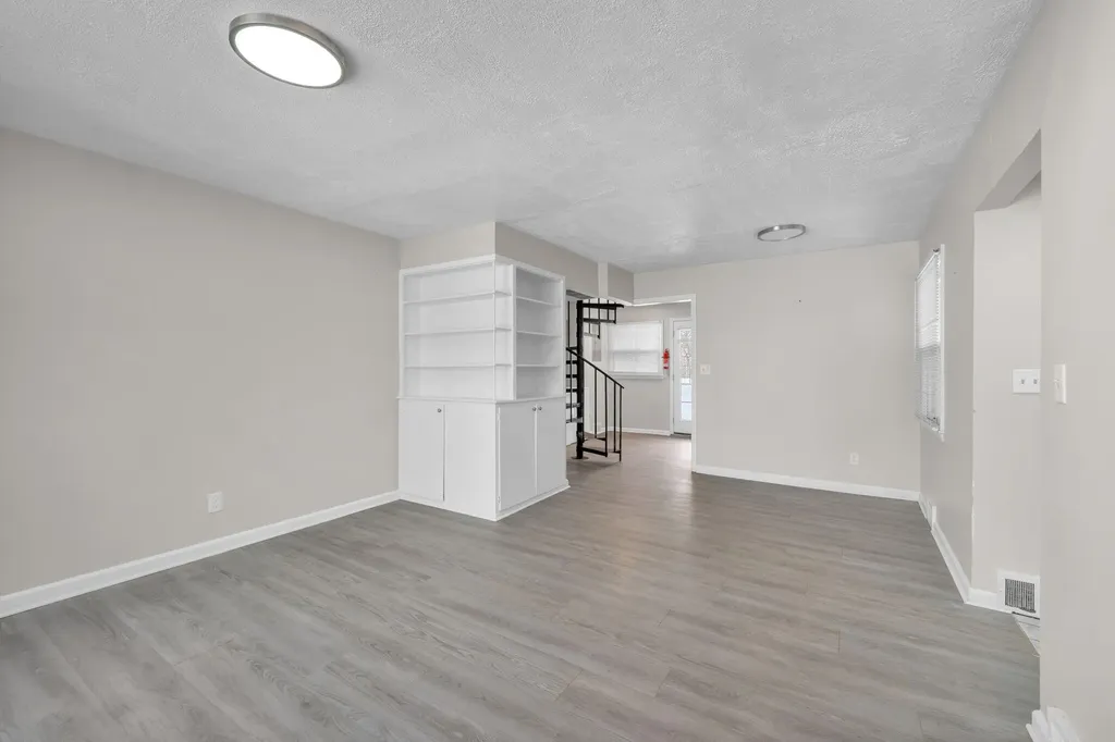 2310 Pinecrest Avenue Ann Arbor City MI 48104