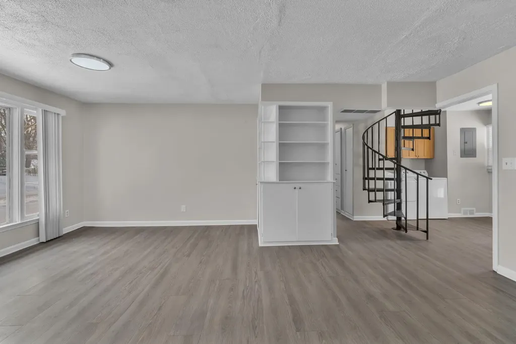 2310 Pinecrest Avenue Ann Arbor City MI 48104