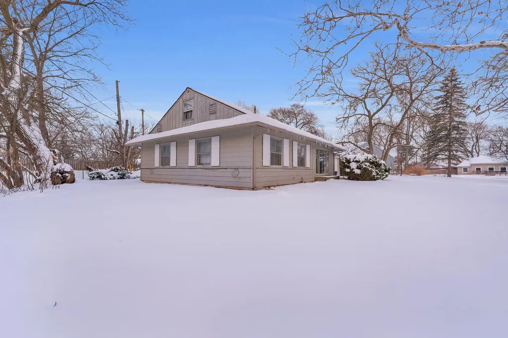 2310 Pinecrest Avenue Ann Arbor City MI 48104