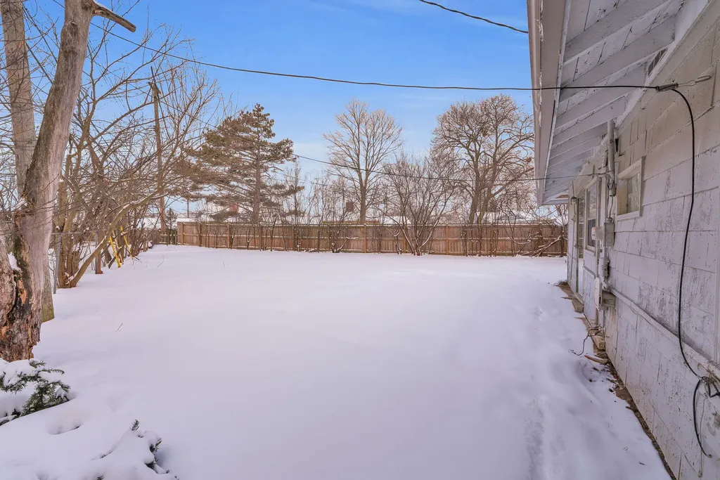 2310 Pinecrest Avenue Ann Arbor City MI 48104