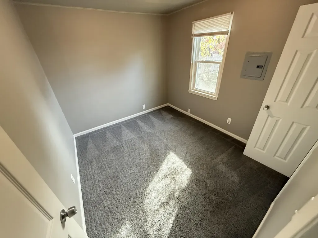 14936 Alberta Avenue Warren City MI 48089