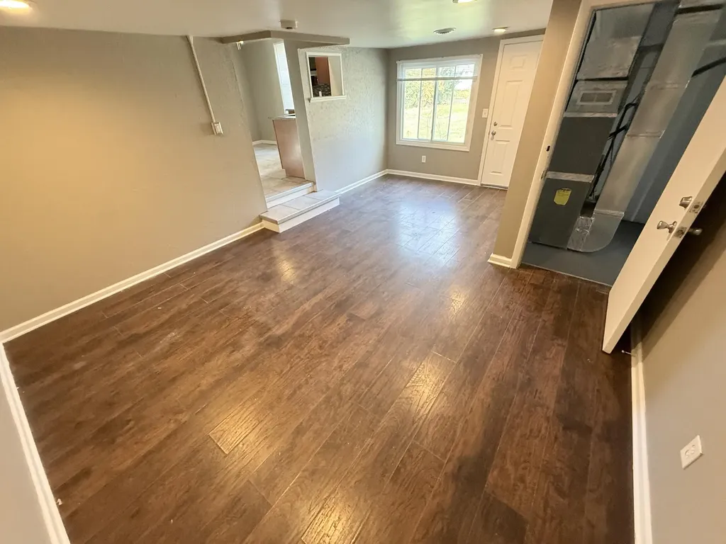 14936 Alberta Avenue Warren City MI 48089