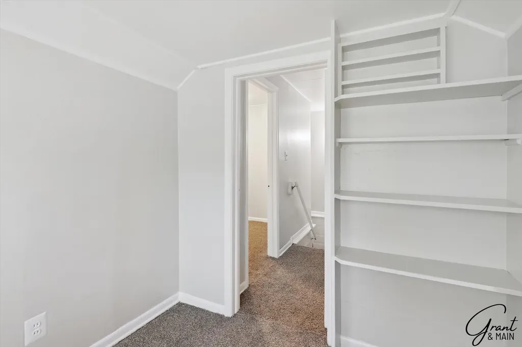 4082 Hereford Street Detroit City MI 48224
