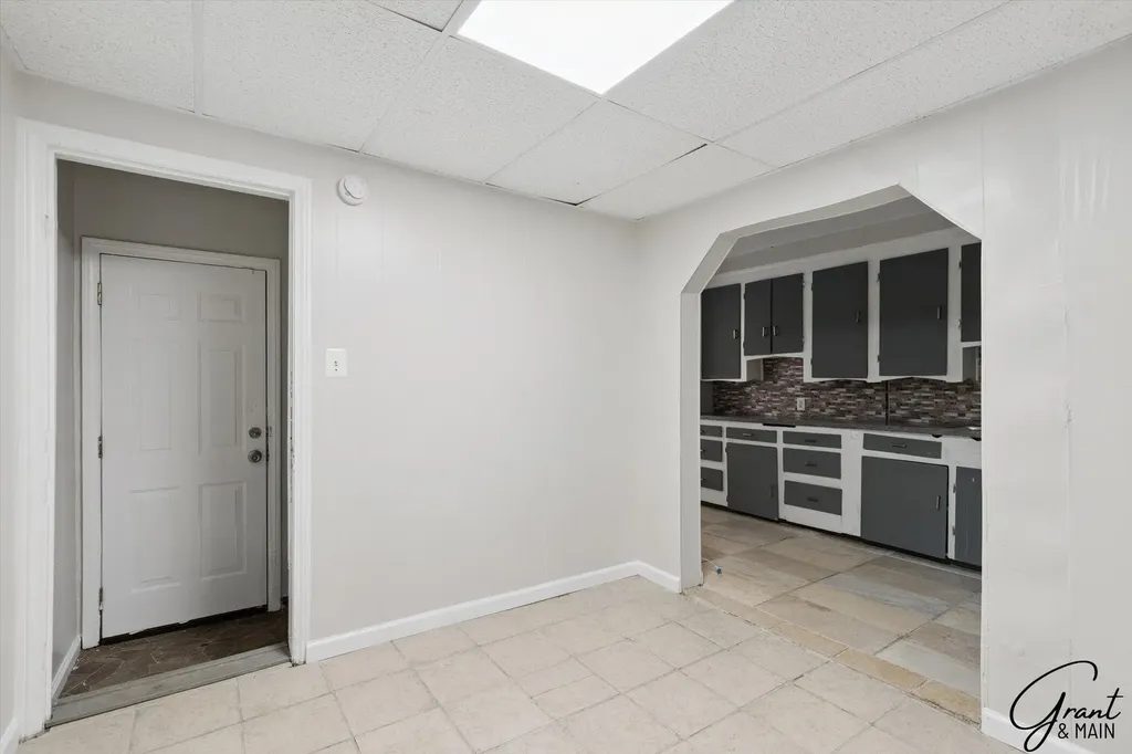 4082 Hereford Street Detroit City MI 48224