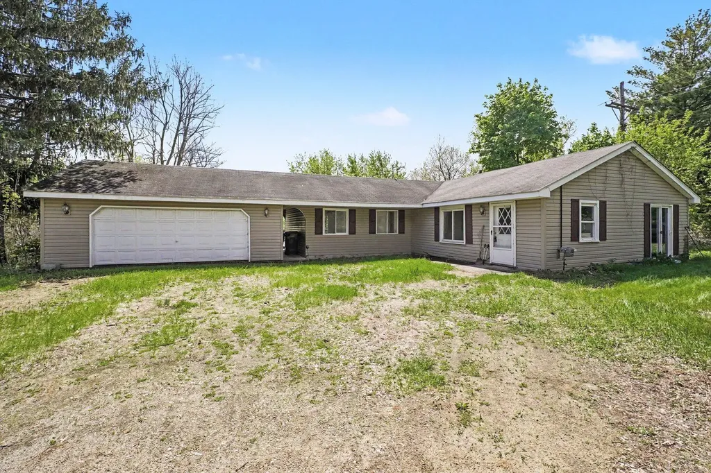 1821 N Lapeer Road Mayfield Township MI 48446