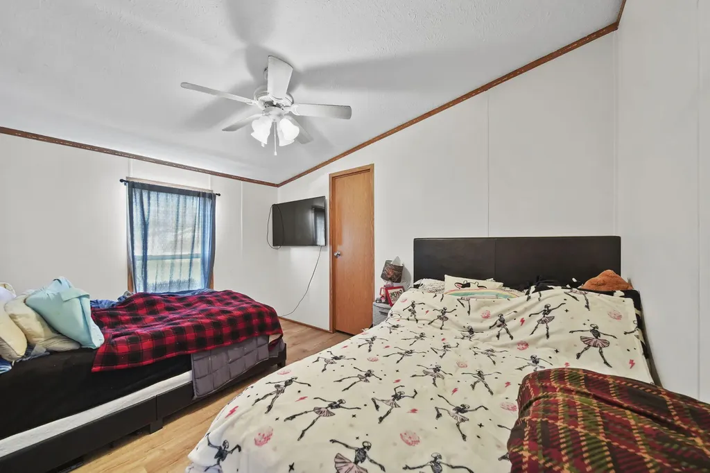 243 Kirk Adrian City MI 49221