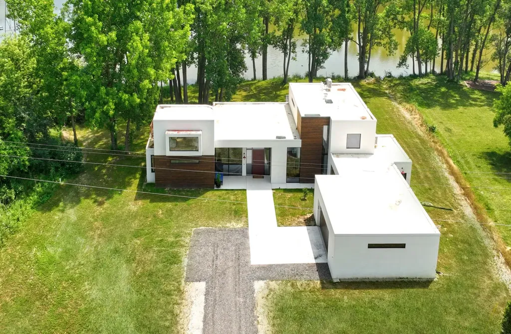 5980 Cherry Hill Road Superior Charter Township MI 48105