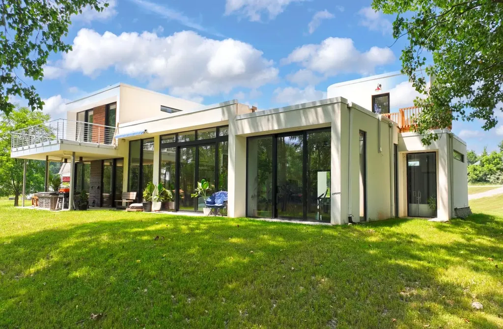 5980 Cherry Hill Road Superior Charter Township MI 48105