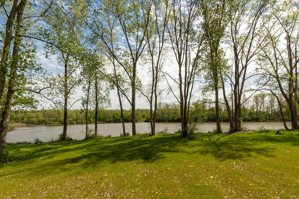 5980 Cherry Hill Road Superior Charter Township MI 48105