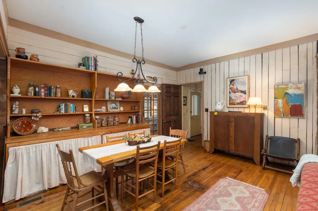 8425 Parshallville Road Hartland Township MI 48430