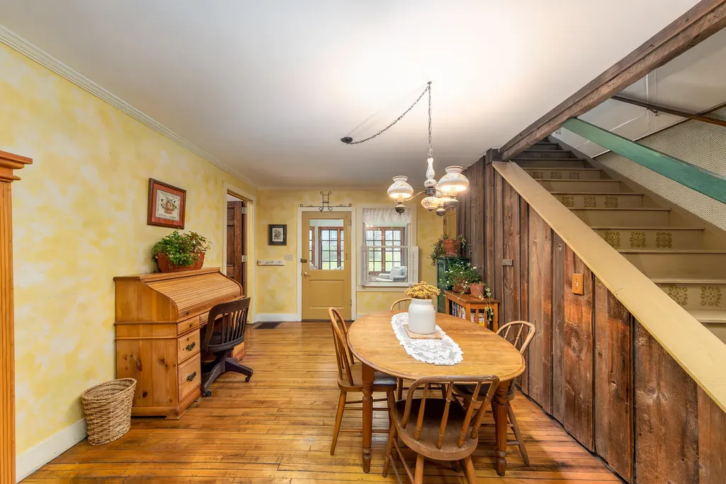 8425 Parshallville Road Hartland Township MI 48430