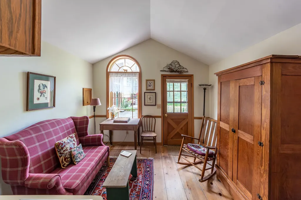 8425 Parshallville Road Hartland Township MI 48430