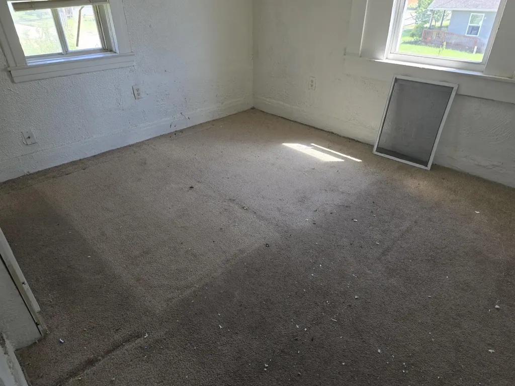 323 Ferry Avenue Pontiac City MI 48341