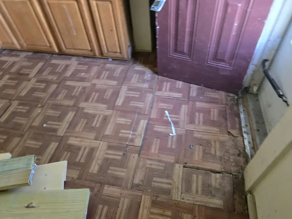 323 Ferry Avenue Pontiac City MI 48341