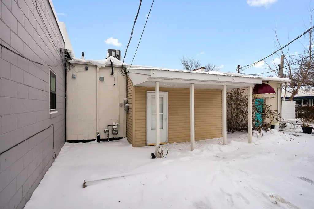 205 S State Street Oscoda Charter Township MI 48750