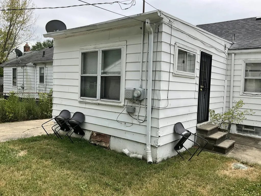 18573 Mccormick Street Detroit City MI 48224
