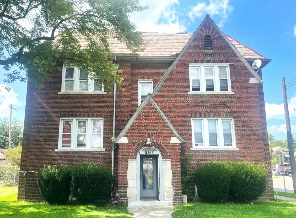 11255 Charlemagne Street Detroit City MI 48213