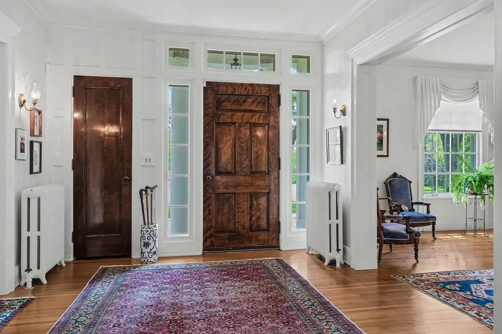 3215 W Dobson Place Ann Arbor City MI 48105