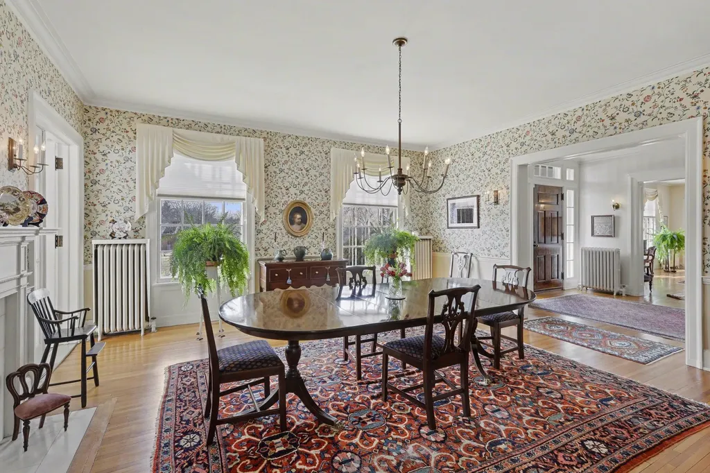 3215 W Dobson Place Ann Arbor City MI 48105