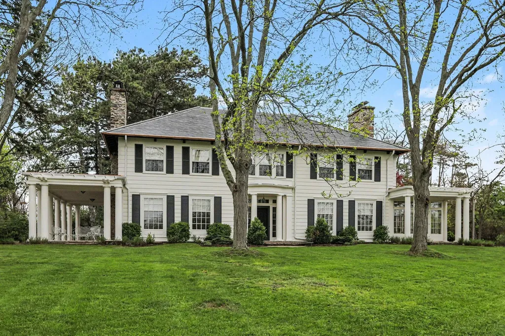 3215 W Dobson Place Ann Arbor City MI 48105