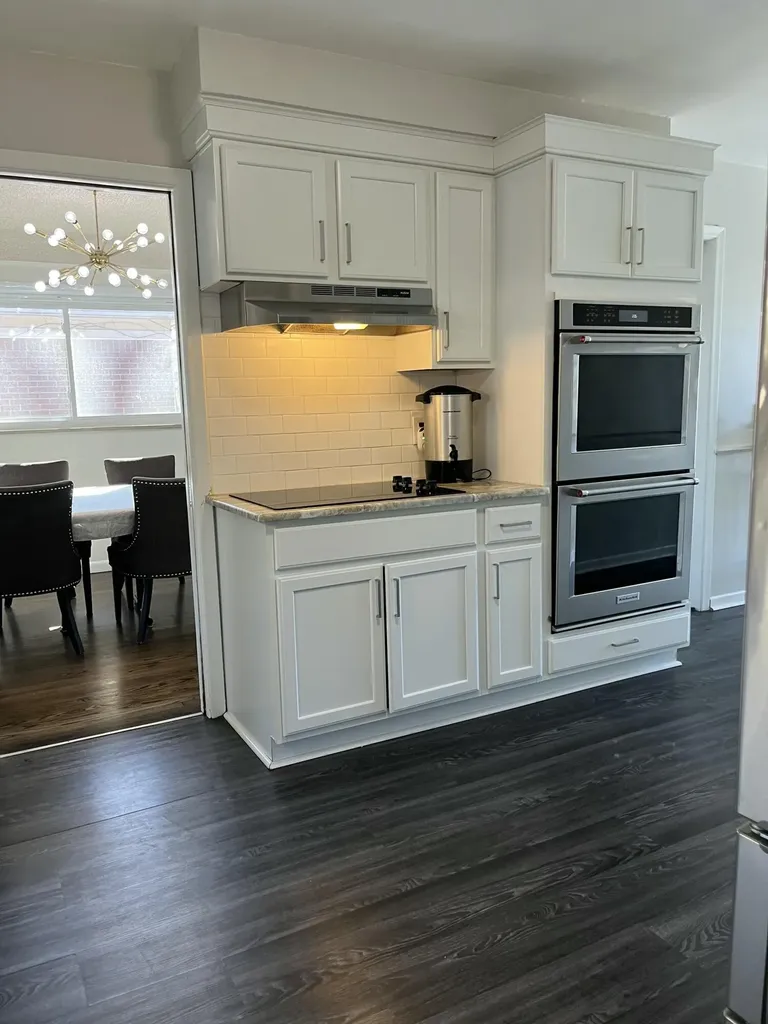 23181 Parklawn Street Oak Park City MI 48237
