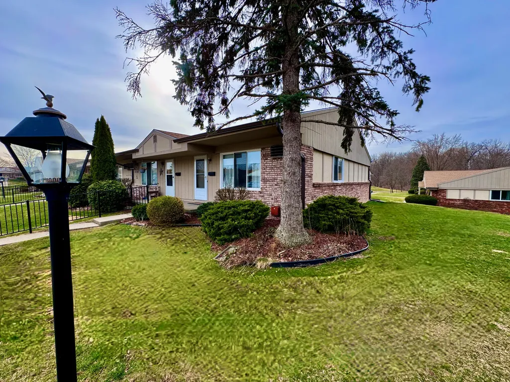25225 Potomac Drive South Lyon City MI 48178