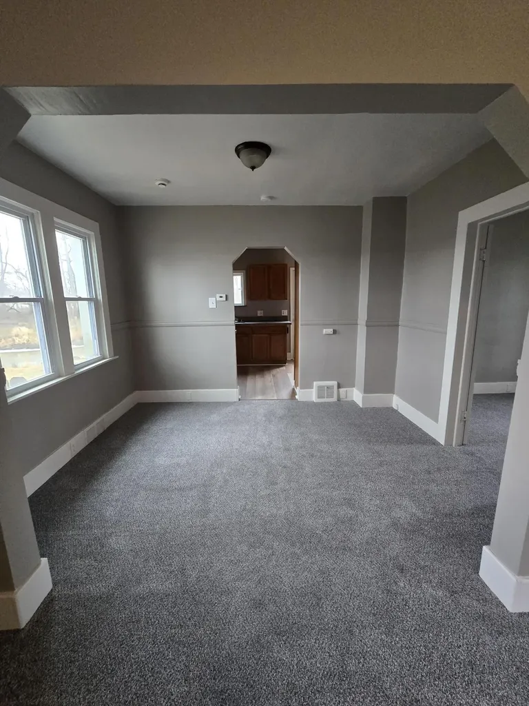 2127 River Drive Lincoln Park City MI 48146
