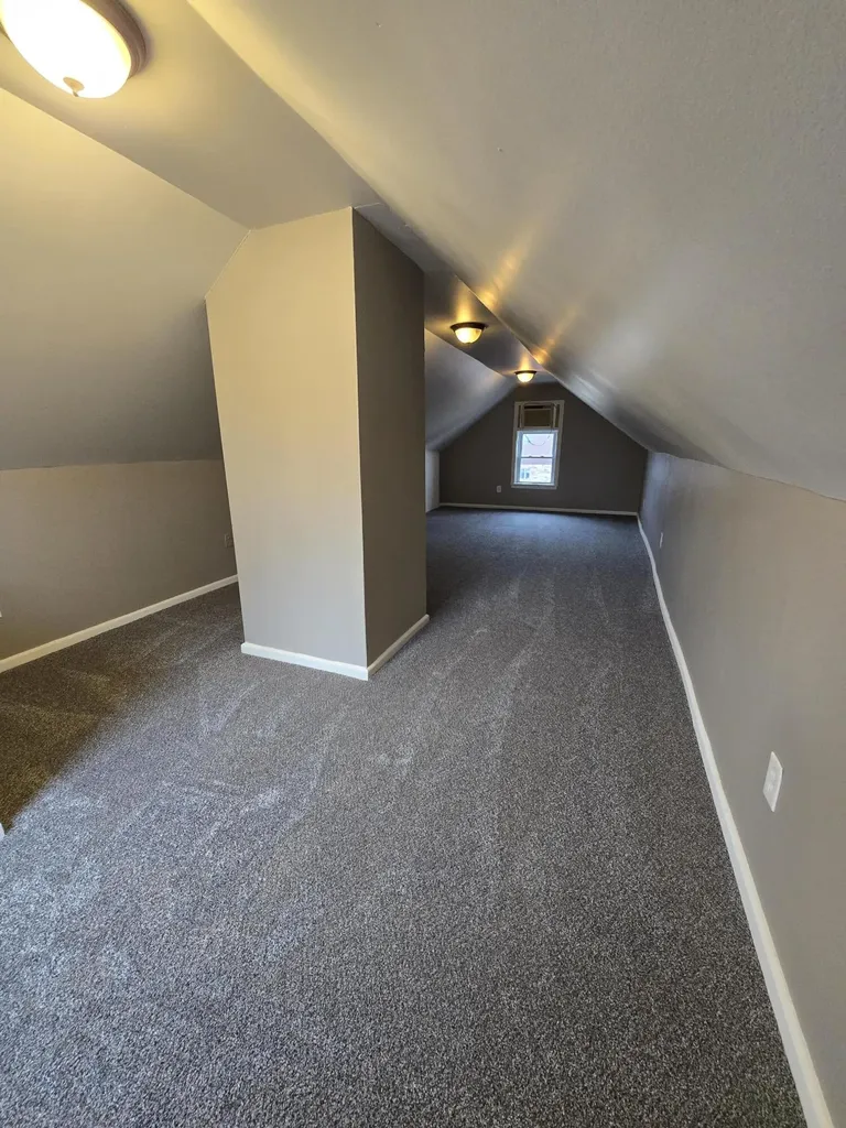 2127 River Drive Lincoln Park City MI 48146