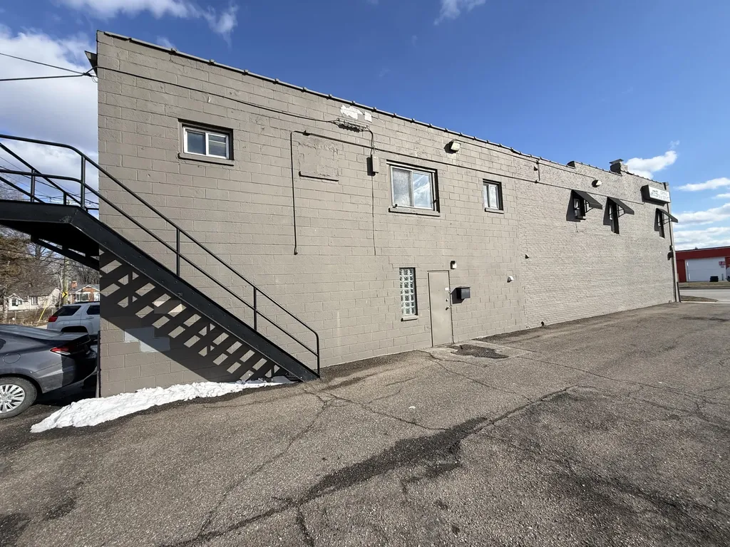 728 W 11 Mile Road Madison Heights City MI 48071