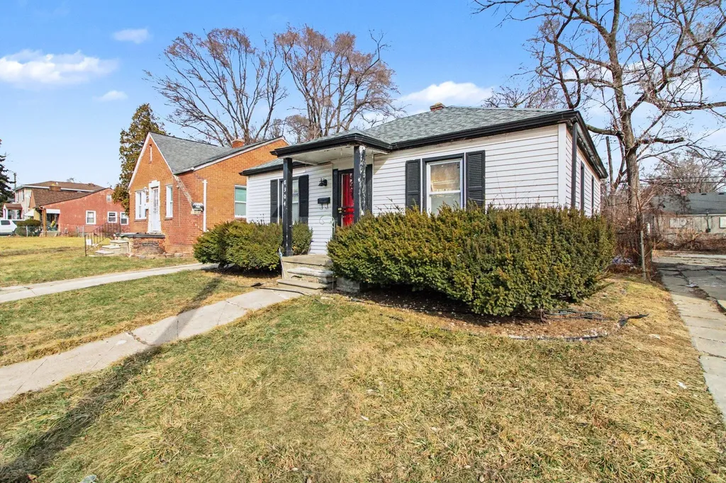 8304 Robson Street Detroit City MI 48228