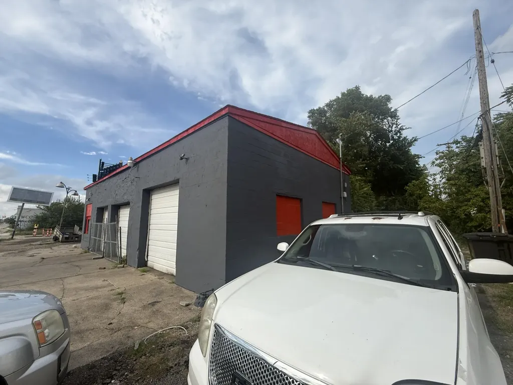 13230 Hamilton Avenue Highland Park City MI 48203
