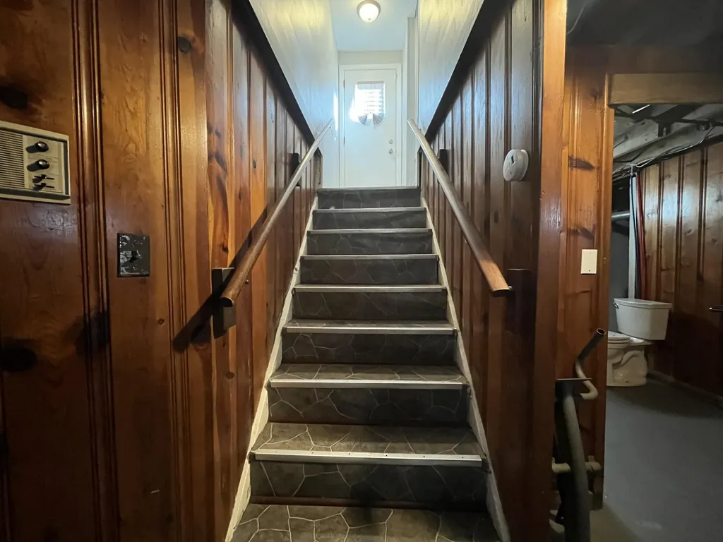 19977 Elkhart Street Harper Woods City MI 48225