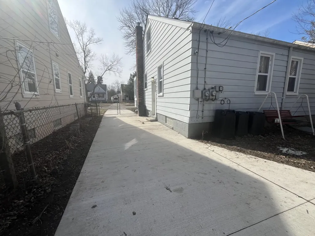 19977 Elkhart Street Harper Woods City MI 48225